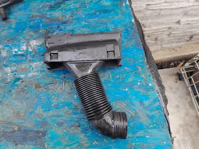 bontott VW GOLF PLUS Turbócső