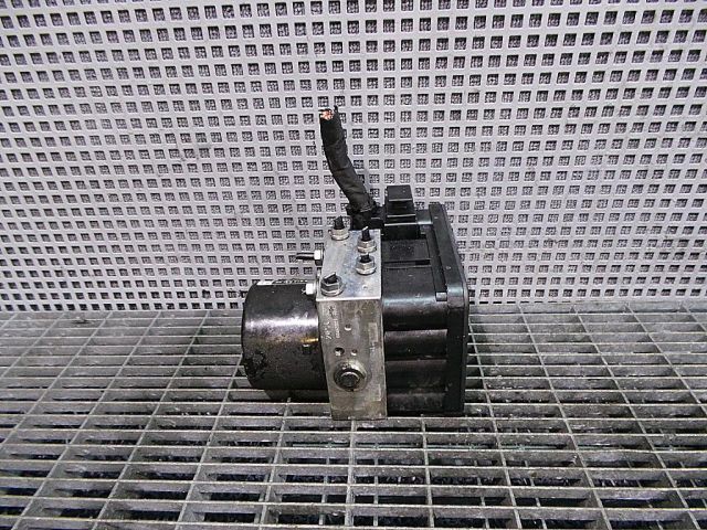 bontott VW GOLF PLUS ABS Kocka