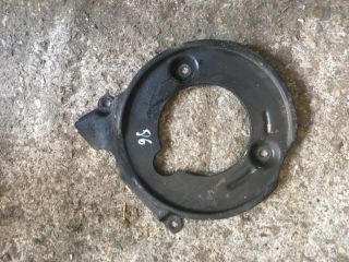 bontott VW GOLF PLUS Alsó Vezérlés Burkolat