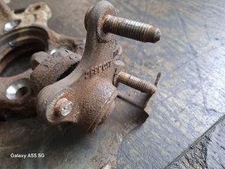 bontott VW GOLF PLUS Bal első Csonkállvány Kerékaggyal