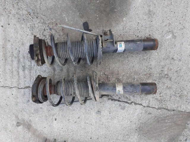 bontott VW GOLF PLUS Bal első Gólyaláb (Lengécsillapító, Rugó)