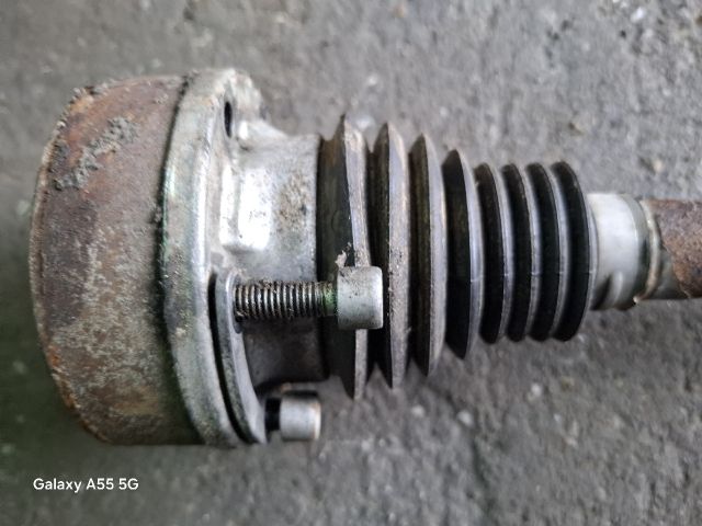 bontott VW GOLF PLUS Bal Féltengely