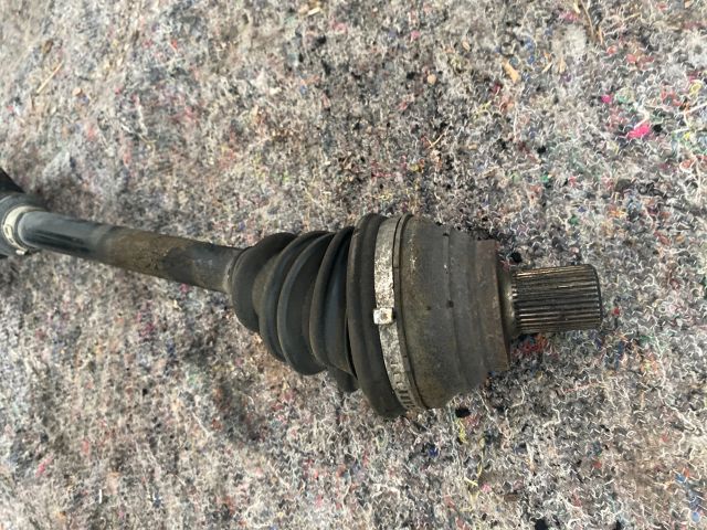 bontott VW GOLF PLUS Bal Féltengely