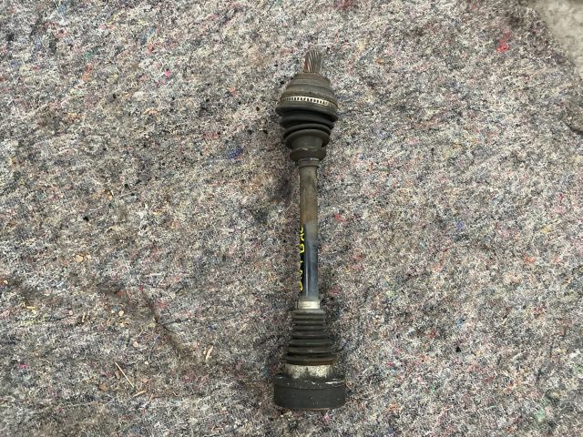 bontott VW GOLF PLUS Bal Féltengely