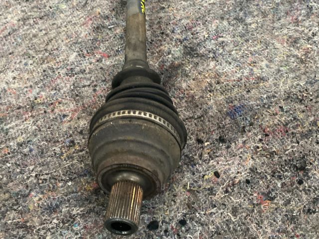 bontott VW GOLF PLUS Bal Féltengely