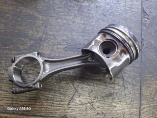 bontott VW GOLF PLUS Dugattyú és Hajtókar