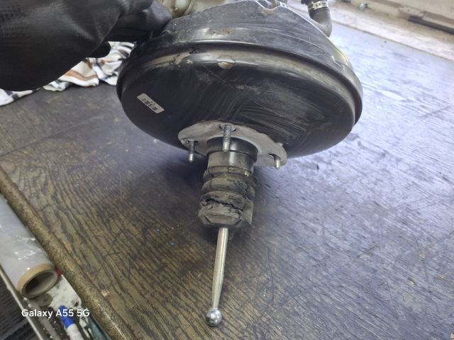 bontott VW GOLF PLUS Fékrásegítő