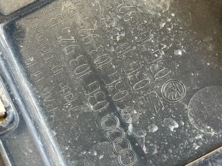 bontott VW GOLF PLUS Felső Motorburkolat