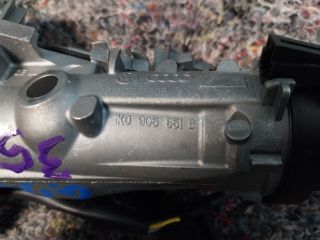 bontott VW GOLF PLUS Gyújtáskapcsoló Házzal