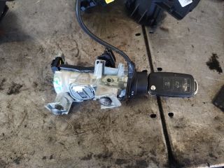 bontott VW GOLF PLUS Gyújtáskapcsoló Házzal