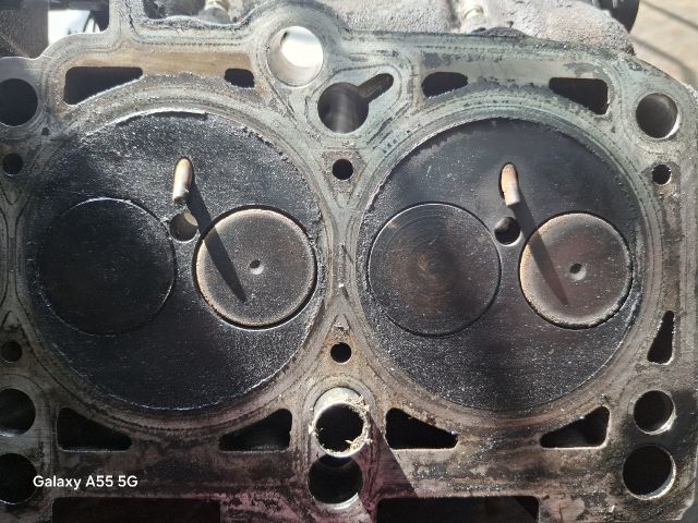 bontott VW GOLF PLUS Hengerfej