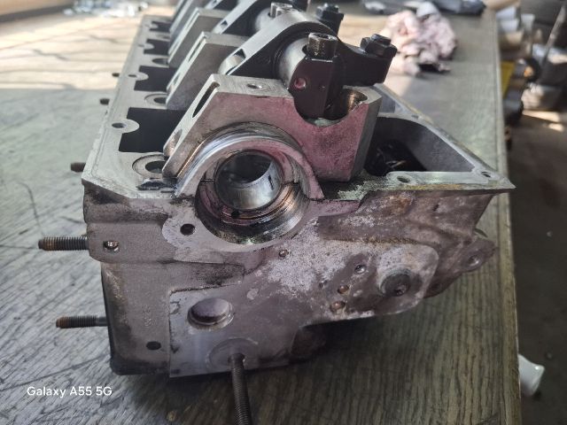 bontott VW GOLF PLUS Hengerfej