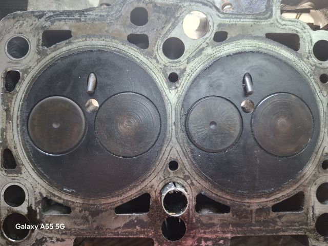 bontott VW GOLF PLUS Hengerfej