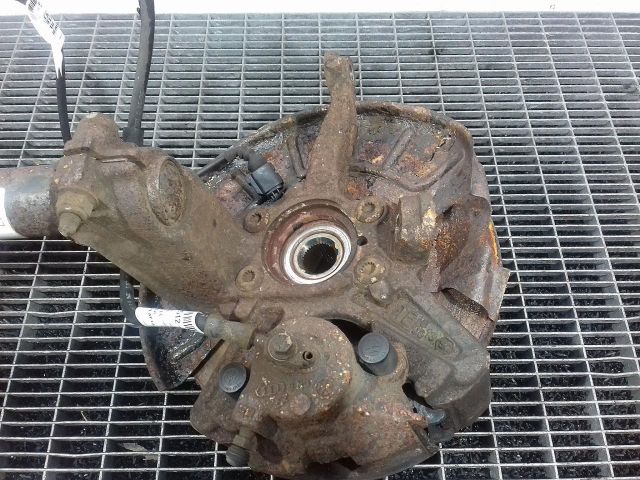 bontott VW GOLF PLUS Jobb első Csonkállvány