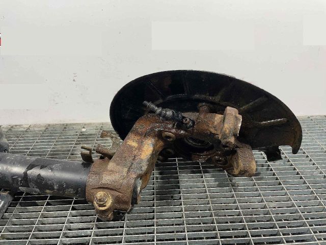 bontott VW GOLF PLUS Jobb első Csonkállvány