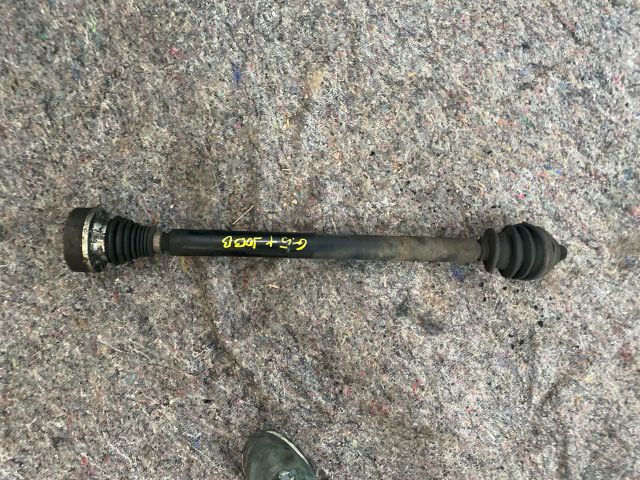 bontott VW GOLF PLUS Jobb Féltengely