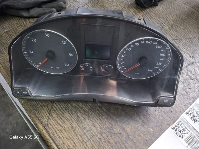 bontott VW GOLF PLUS Kilométeróra