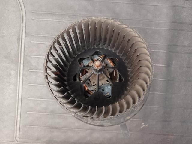 bontott VW GOLF PLUS Klímahűtő Ventilátor