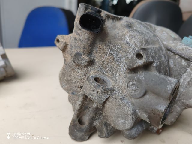 bontott VW GOLF PLUS Klímakompresszor