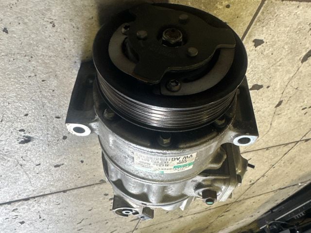 bontott VW GOLF PLUS Klímakompresszor