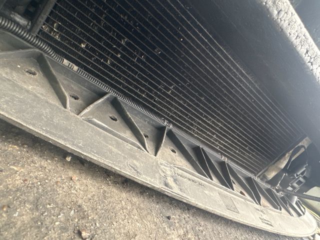 bontott VW GOLF PLUS Komplett Homlokfal (Részeivel)