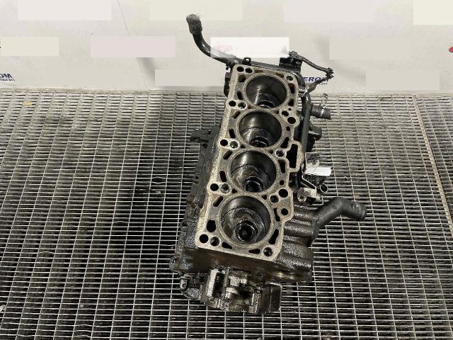 bontott VW GOLF PLUS Motor (Fűzött blokk hengerfejjel)