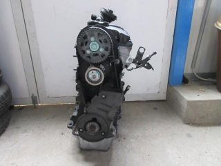 bontott VW GOLF PLUS Motor (Fűzött blokk hengerfejjel)