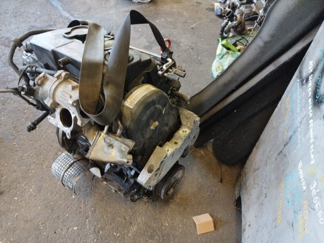 bontott VW GOLF PLUS Motor (Fűzött blokk hengerfejjel)