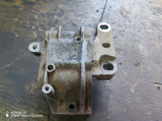bontott VW GOLF PLUS Motor Tartó Bak (Fém)