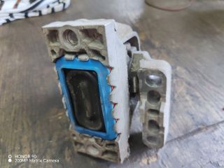 bontott VW GOLF PLUS Motor Tartó Bak (Fém)