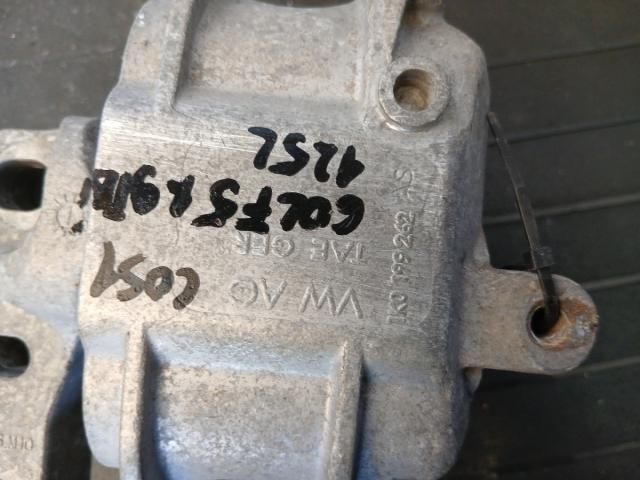 bontott VW GOLF PLUS Motor Tartó Bak (Pozíciófüggetlen)