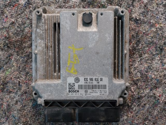 bontott VW GOLF PLUS Motorvezérlő