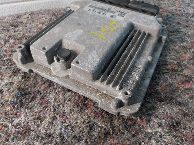 bontott VW GOLF PLUS Motorvezérlő