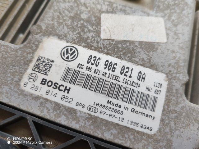 bontott VW GOLF PLUS Motorvezérlő