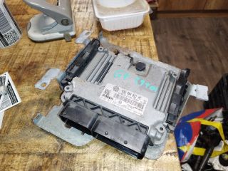 bontott VW GOLF PLUS Motorvezérlő