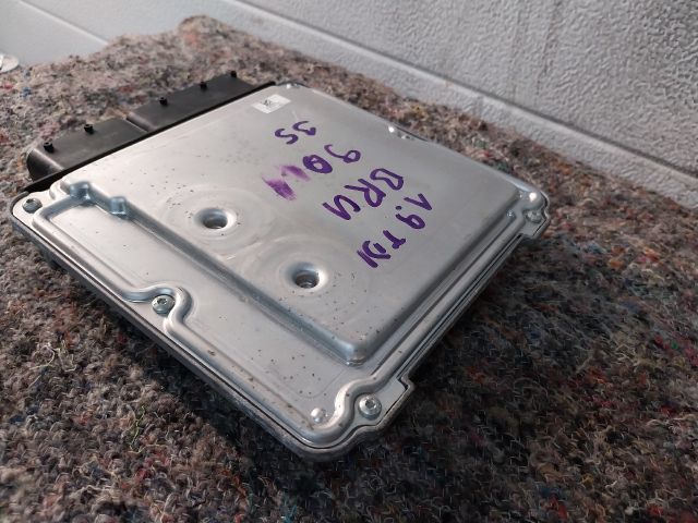 bontott VW GOLF PLUS Motorvezérlő