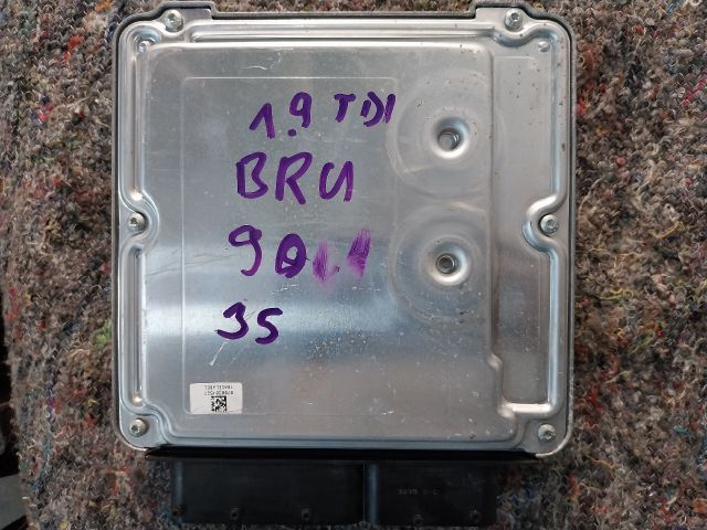 bontott VW GOLF PLUS Motorvezérlő