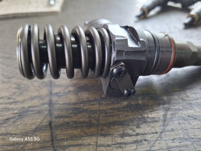 bontott VW GOLF PLUS Porlasztó (1 db)