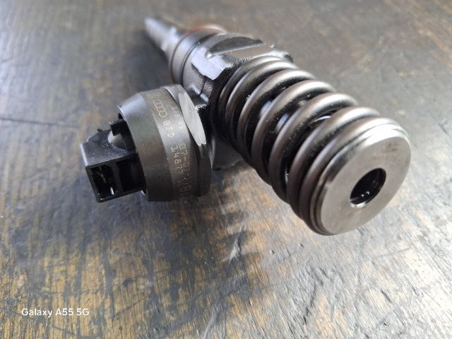 bontott VW GOLF PLUS Porlasztó (1 db)