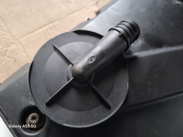 bontott VW GOLF PLUS Szelepfedél