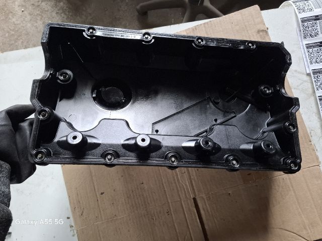 bontott VW GOLF PLUS Szelepfedél