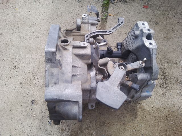 bontott VW GOLF PLUS Váltó (Mechanikus)