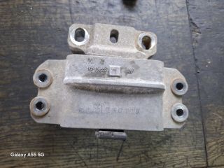 bontott VW GOLF PLUS Váltó Tartó Bak (Pozíciófüggetlen)