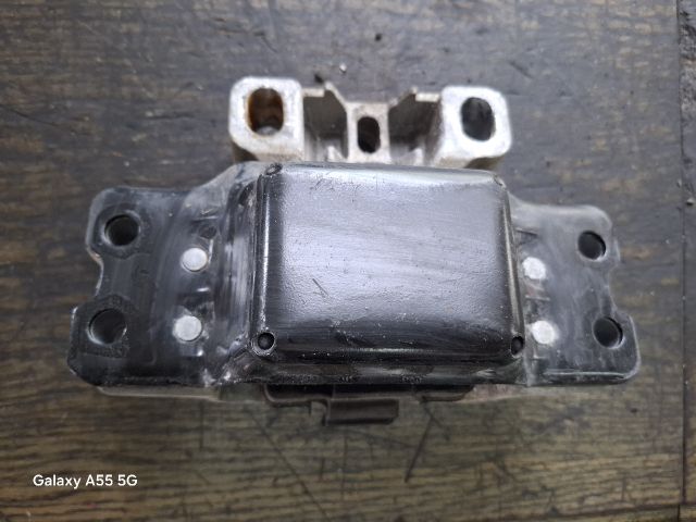 bontott VW GOLF PLUS Váltó Tartó Bak (Pozíciófüggetlen)