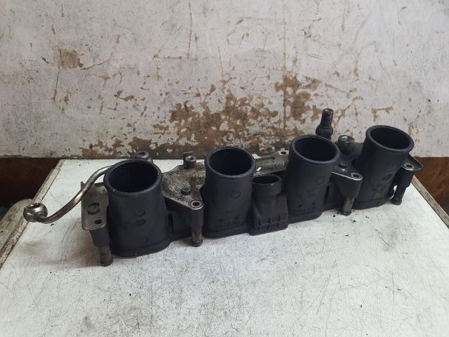 bontott VW GOLF PLUS Közösnyomócső