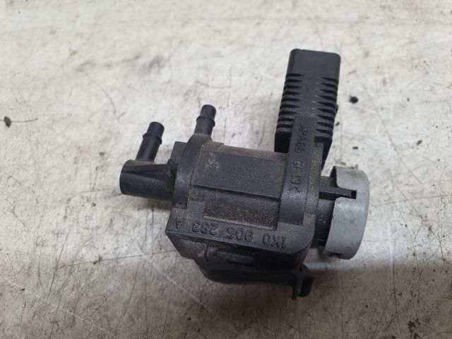 bontott VW GOLF PLUS EGR / AGR Vákum Szelep