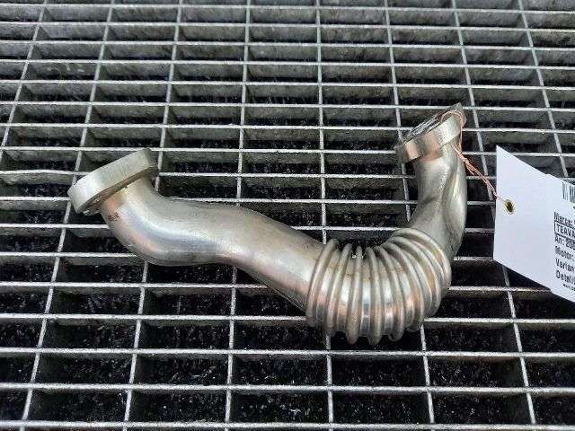 bontott VW GOLF PLUS EGR Hűtő Cső