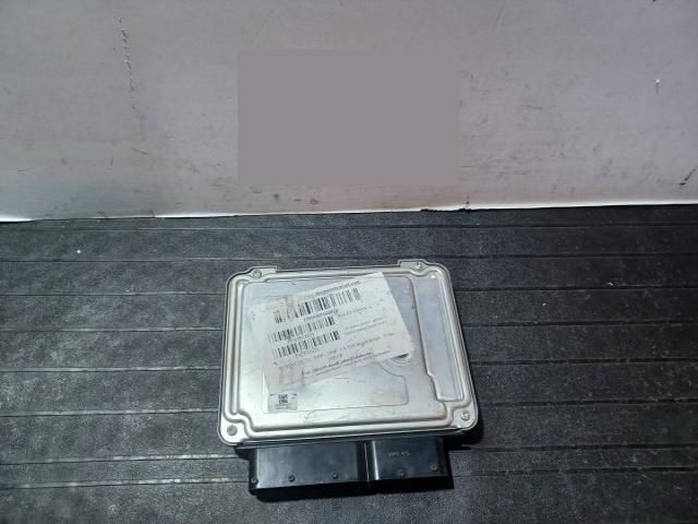 bontott VW GOLF PLUS Motorvezérlő