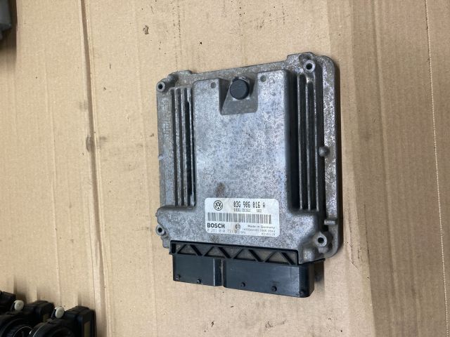 bontott VW GOLF PLUS Motorvezérlő