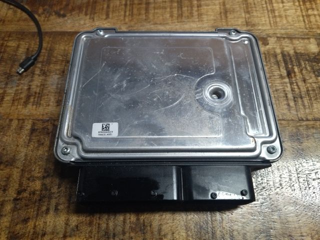 bontott VW GOLF PLUS Motorvezérlő